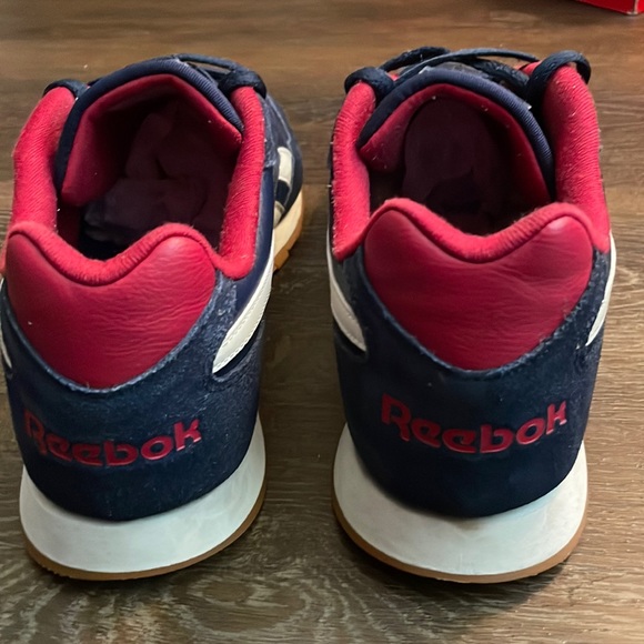 COPY - Reebok Classic - Picture 4 of 6